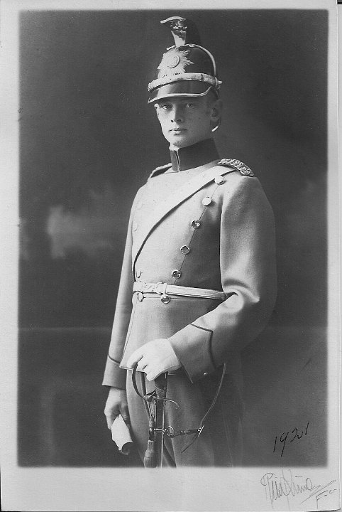 Farfar st ende i uniform 26  okt 1921